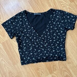 Brandy Melville navy top